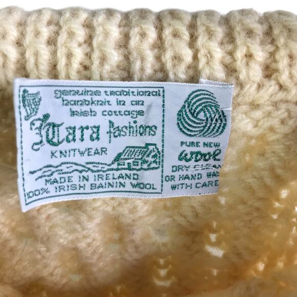 Tara Fashions Sweater Womens M Vintage Cream Wool Cable Knit Fisherman Crew Neck - Picture 2 of 7